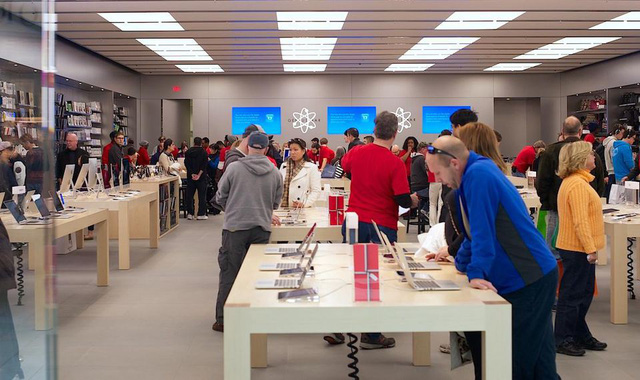 “Bậc thầy” tâm lý học Apple và những chiếc iPhone khiến người dùng phải… bán thận - Ảnh 7. “Bậc thầy” tâm lý học Apple và những chiếc iPhone khiến người dùng phải… bán thận - Ảnh 7.